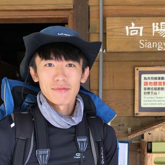 教材研發組組長 / 黃厚嘉